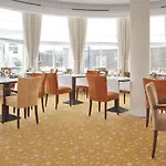 Hotell Der Valk Palace