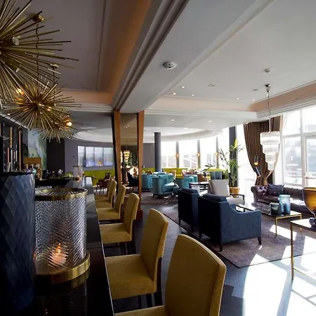 Der Valk Palace Ξενοδοχείο 4*