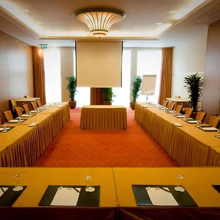 Der Valk Palace 4*