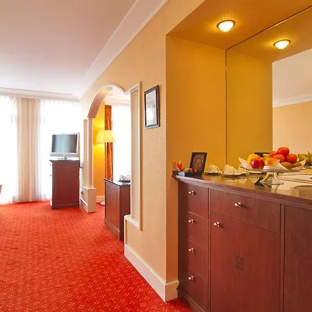 Der Valk Palace 4* נורדוויק