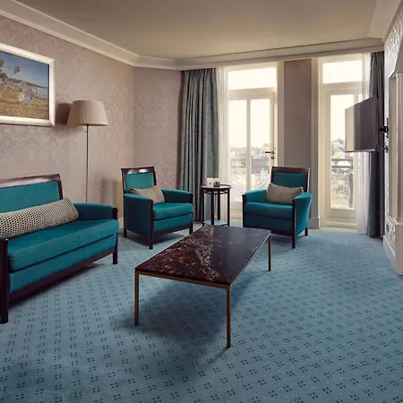 Der Valk Palace 4* نوردفيك