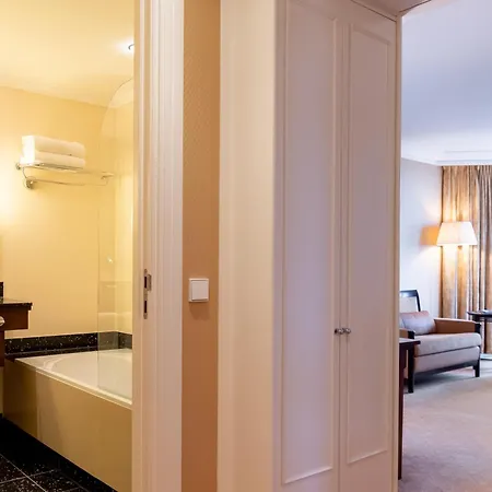 Der Valk Palace 4* נורדוויק