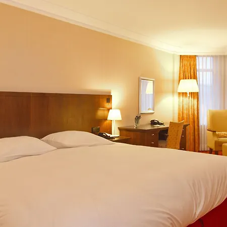 Der Valk Palace Hotel