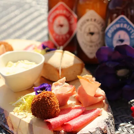 Der Valk Palace فندق