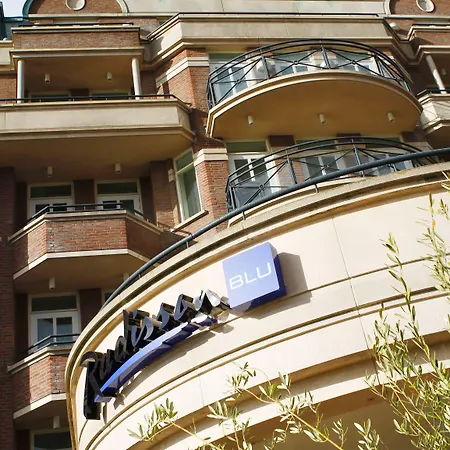 호텔 Der Valk Palace 4*
