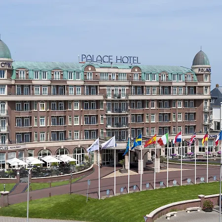 Der Valk Palace 호텔