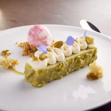Der Valk Palace 호텔