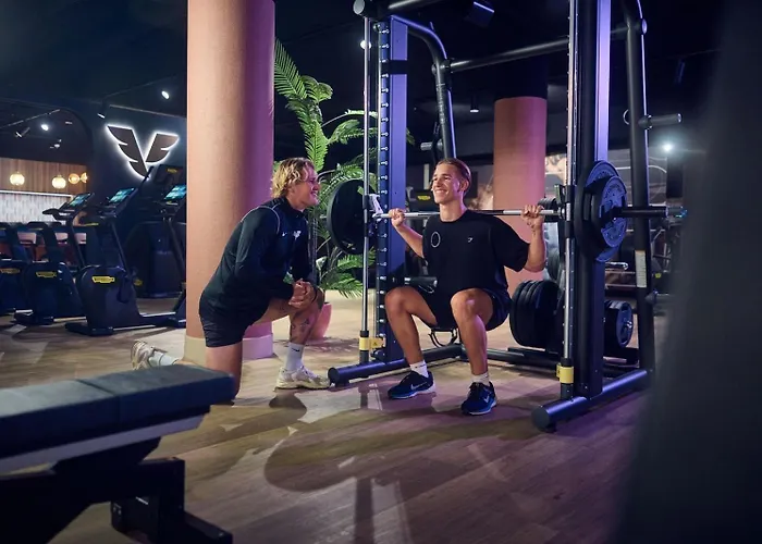 Hotel Der Valk Palace 4*