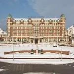 호텔 Der Valk Palace 4*