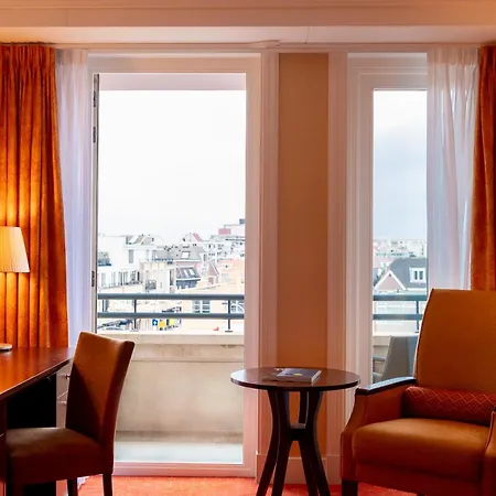 호텔 Der Valk Palace 4*