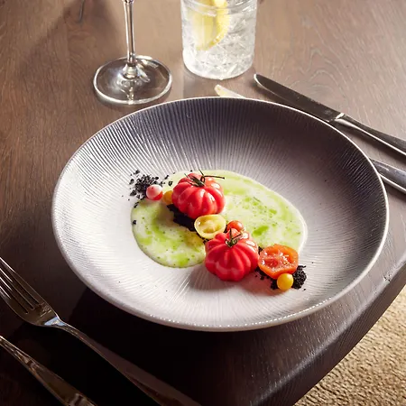 호텔 Der Valk Palace