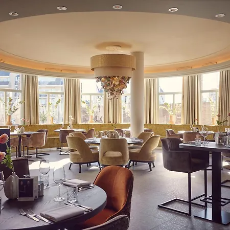 Der Valk Palace 호텔 4*