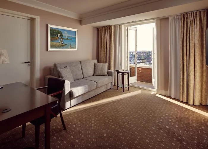 Der Valk Palace Szálloda 4*